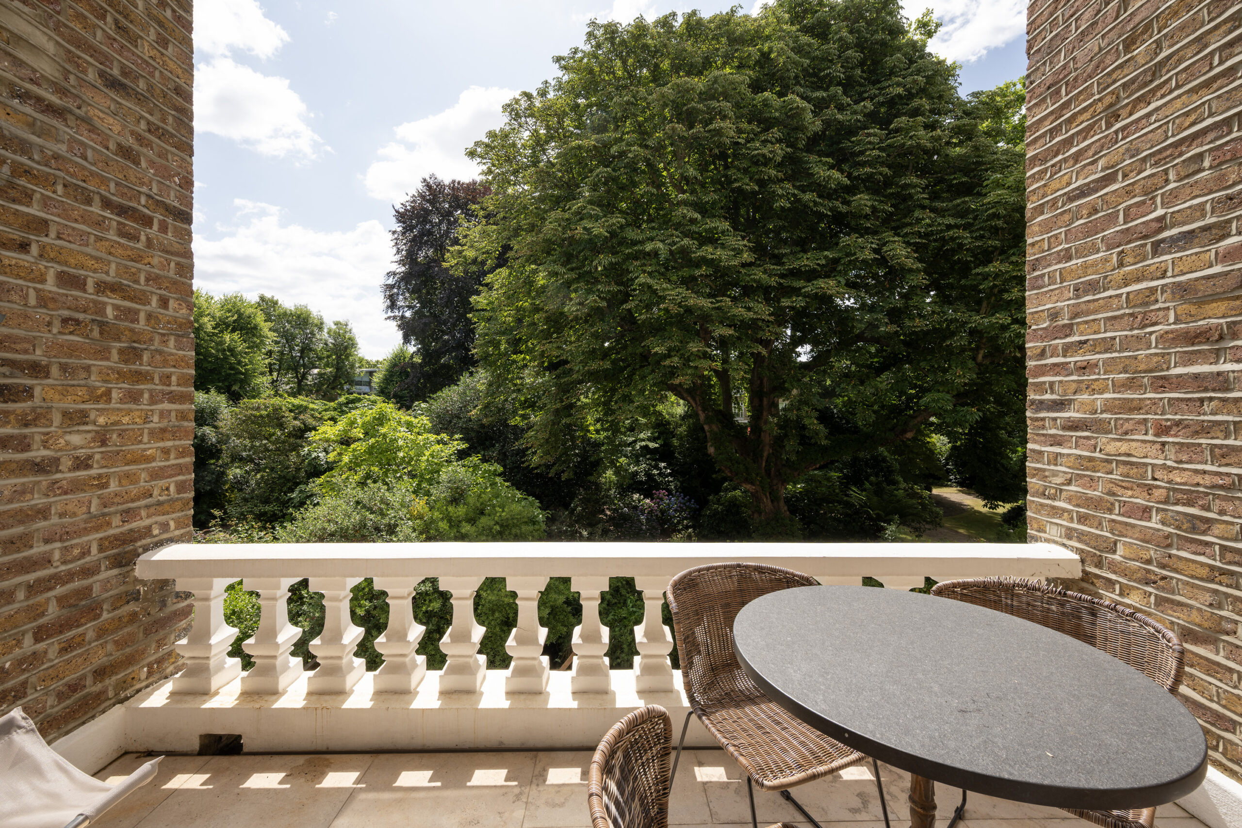 Holland-Park-Apartment-For-Sale-Upper-Addison-Gardens-43_Lo (33)